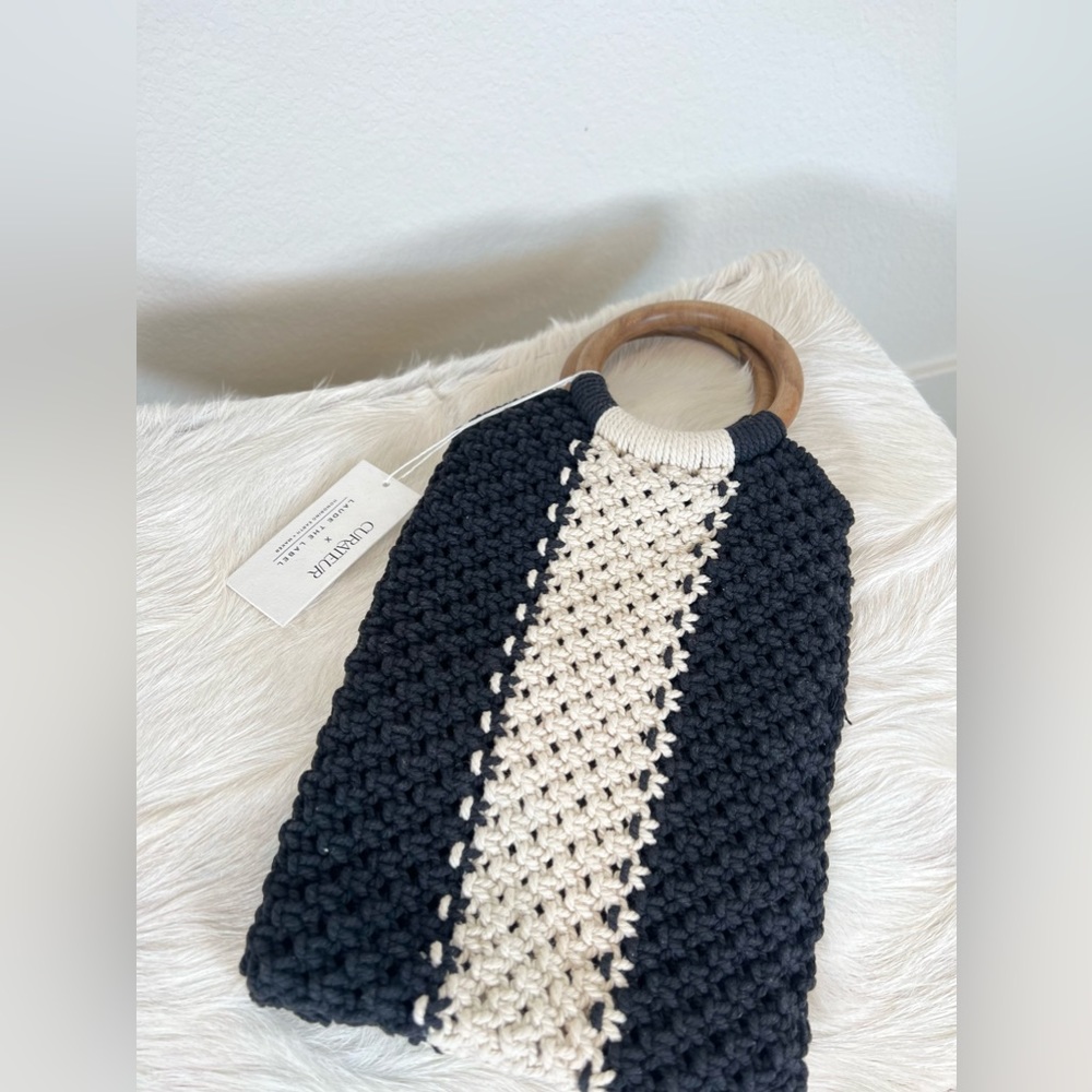 Curateur Laude The Label GABBY Black and White Small Macrame Bag - Picture 9 of 10